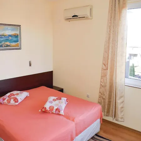 Vakantiehuis Four Bedroom Holiday In